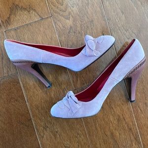Fendi mauve suede pumps. NWOT.
